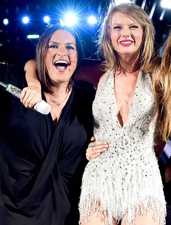 Mariska Hargitay and Taylor Swift pose on stage during the '1989' world tour at Lincoln Financial Field in Philadelphia on June 12, 2015.