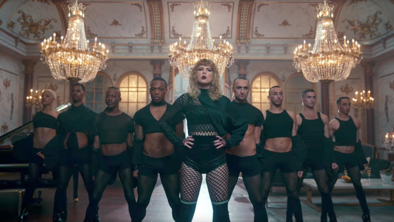 Taylor Swift Video Director Responds to Beyonce Comparisons