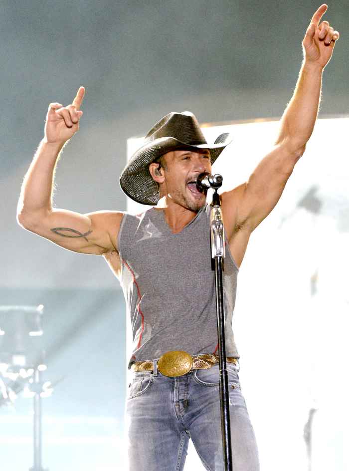 Tim McGraw performs onstage during the Tortuga Music Festival on April 16, 2016 in Fort Lauderdale, Florida.