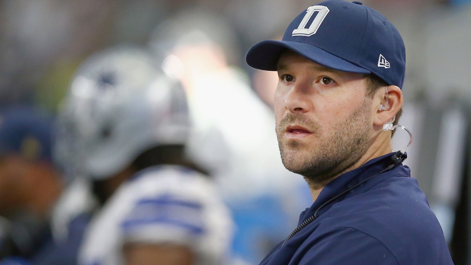 Tony Romo Lips Tony Romo Looks Heavier at Cowboys Training Camp, Twitter Reacts | Us ...
