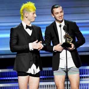 Twenty one pilots zoom 2bbf6fda 4c7d 4ef5 8ac6 3e5090c30ff6