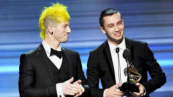 Twenty one pilots zoom 2bbf6fda 4c7d 4ef5 8ac6 3e5090c30ff6