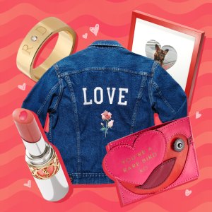Us_square_v day a1948ec2 5049 4030 aa71 4165858fa260