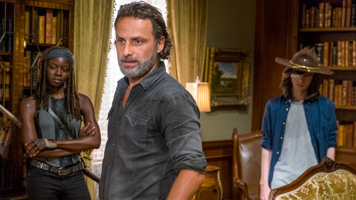 Walking dead lead da571588 4fb5 4c5e aad9 2accd2c229bb
