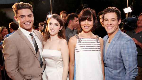 Zac Efron Anna Kendrick Aubrey Plaze Adam Devine
